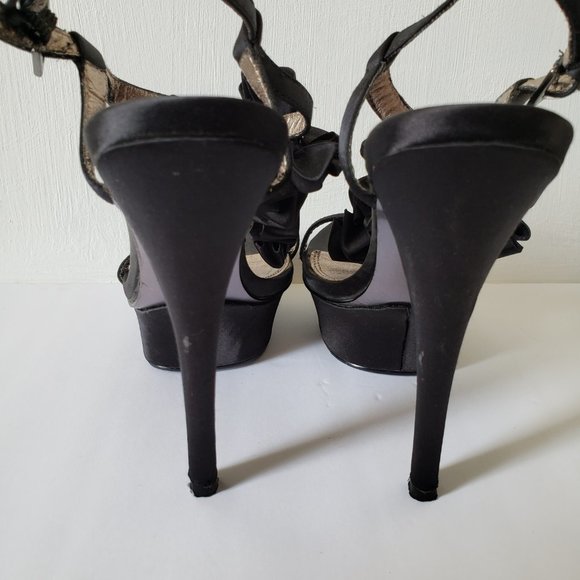 BEBE Size 8 - Picture 4 of 6